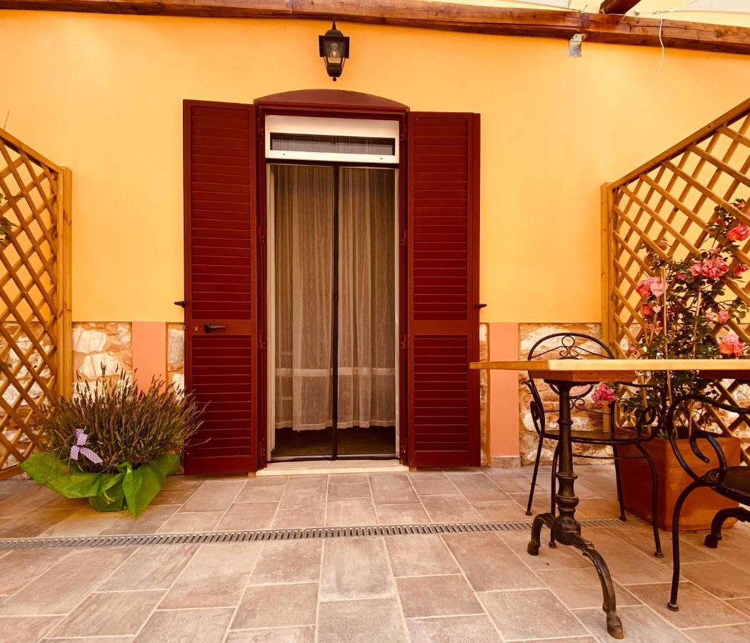 B&B La Fucinaia Pet Friendly Adults Only Campiglia Marittima Exterior photo